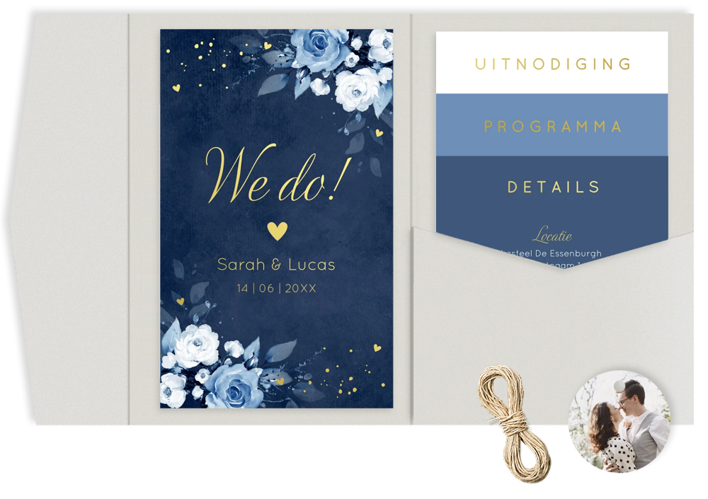 Pocketfold trouwkaart donkerblauw bloemen goudfolie