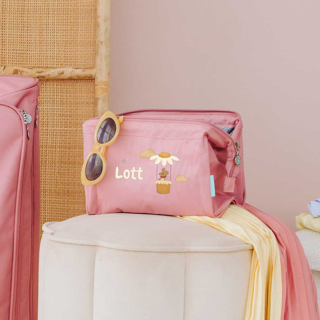 Toilettas met naam en muisje in luchtballon