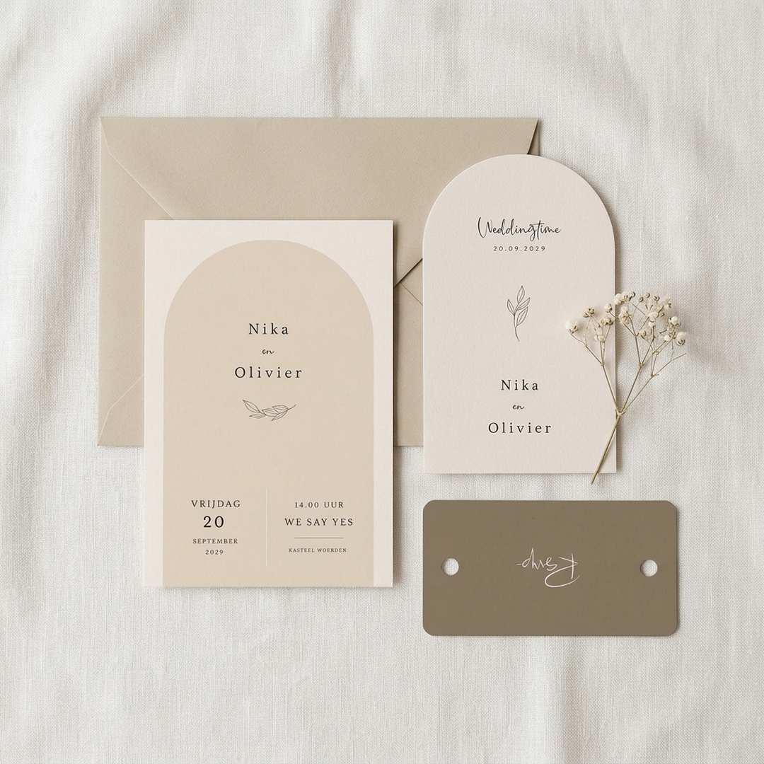 Trouwkaart set boog klassieke naturel tinten
