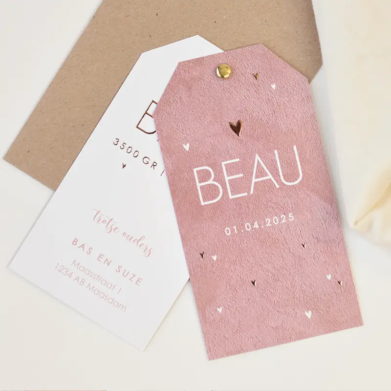 Lief label geboortekaartje met velvetlook, roségoudfolie en hartjes