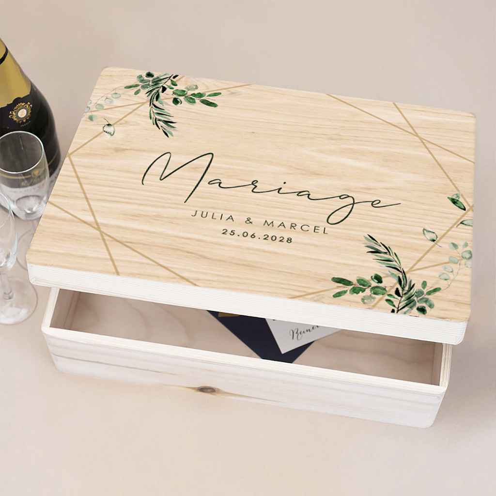 Boîte à souvenirs avec géometrie et brins de feuilles