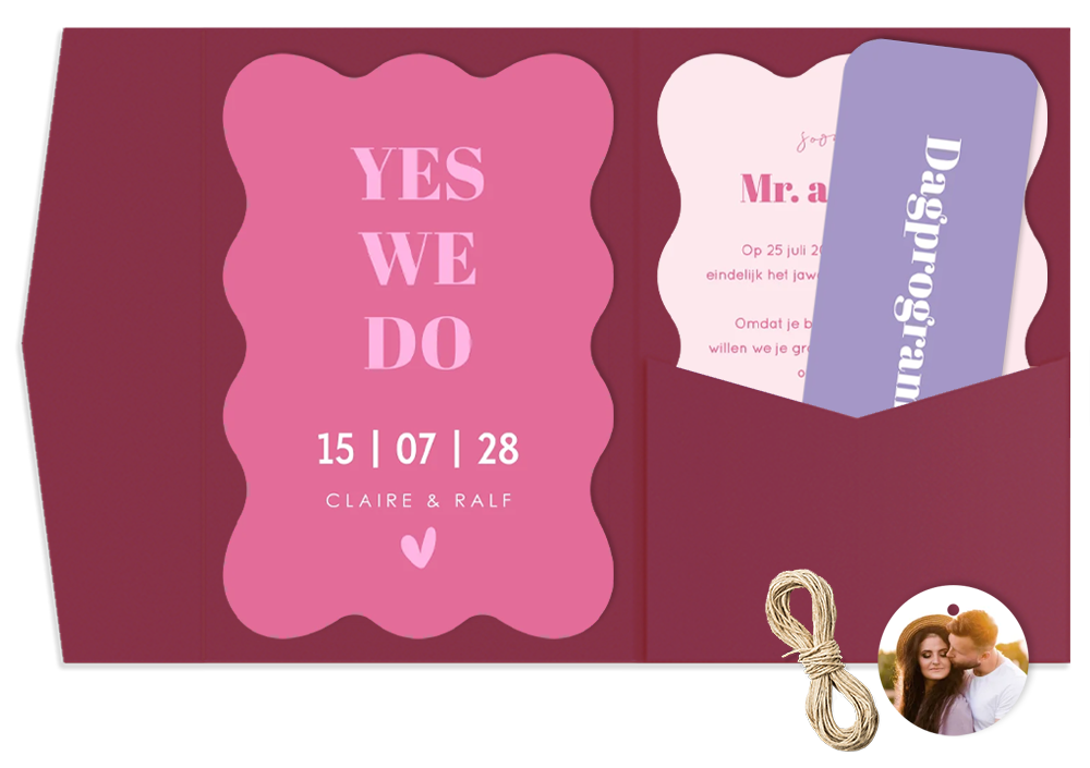 Pocketfold trouwkaart paars roze modern typografie