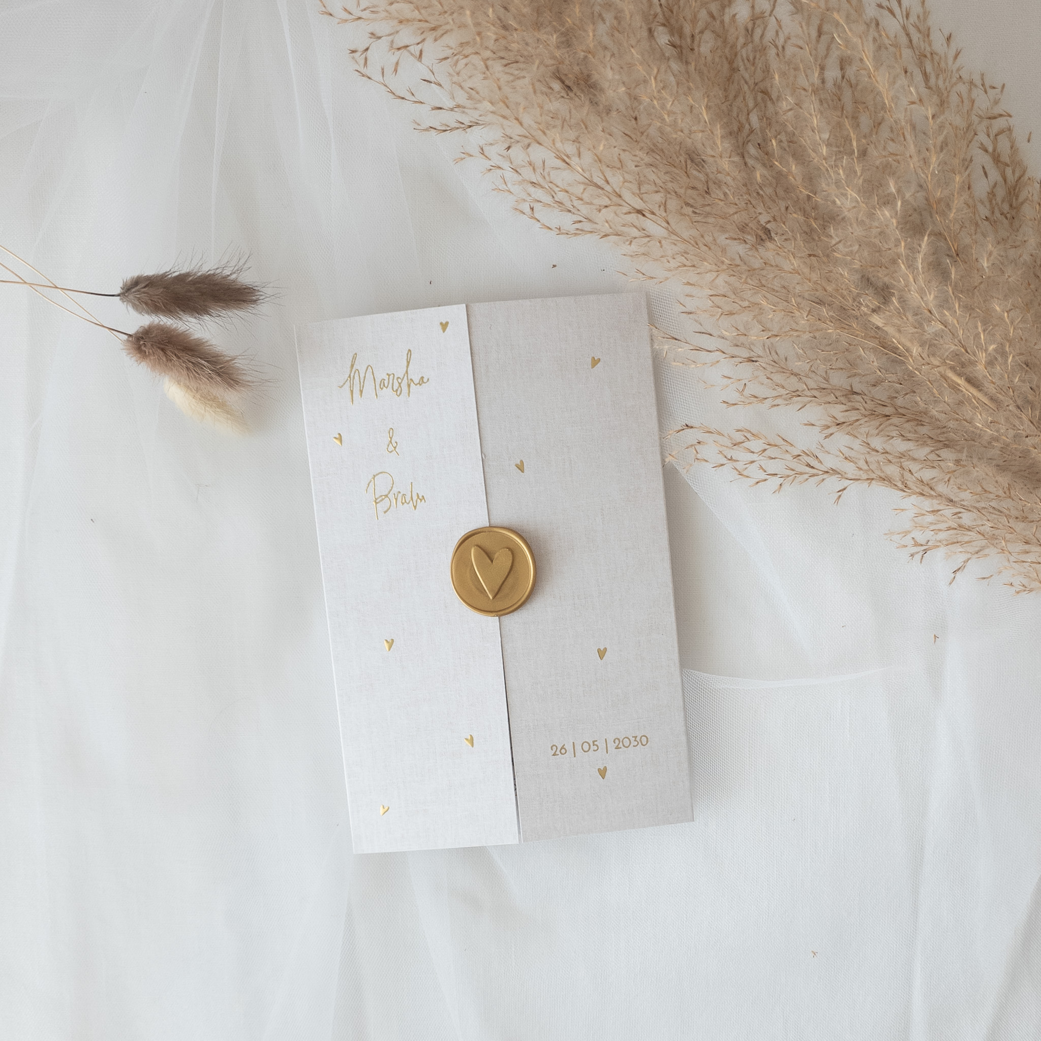 Luikvouw trouwkaart linnenlook goudfolie