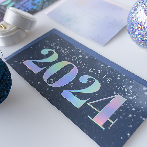 Save the Date kerstkaart met sneeuw en folie