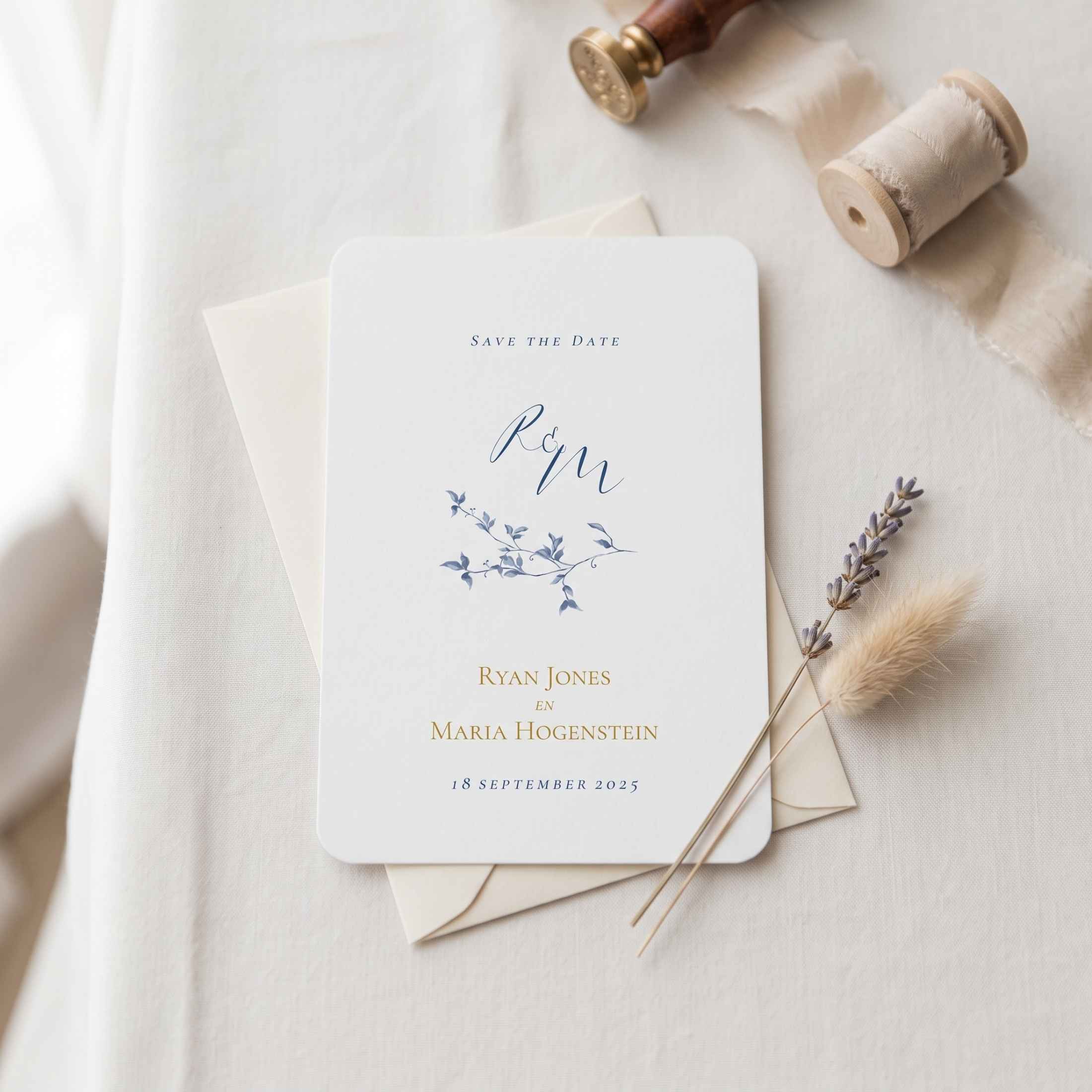 Save the Date kaart takjes blauw