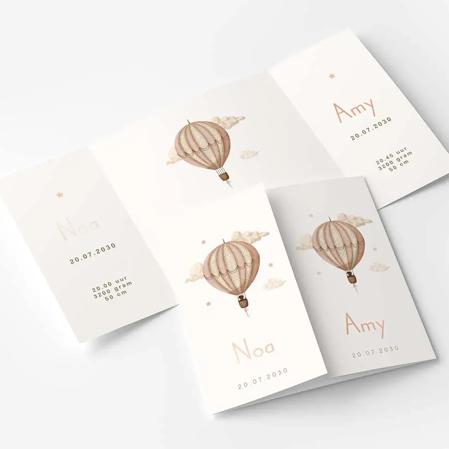 Geboortekaartje theatervouw tweeling met roze luchtballon