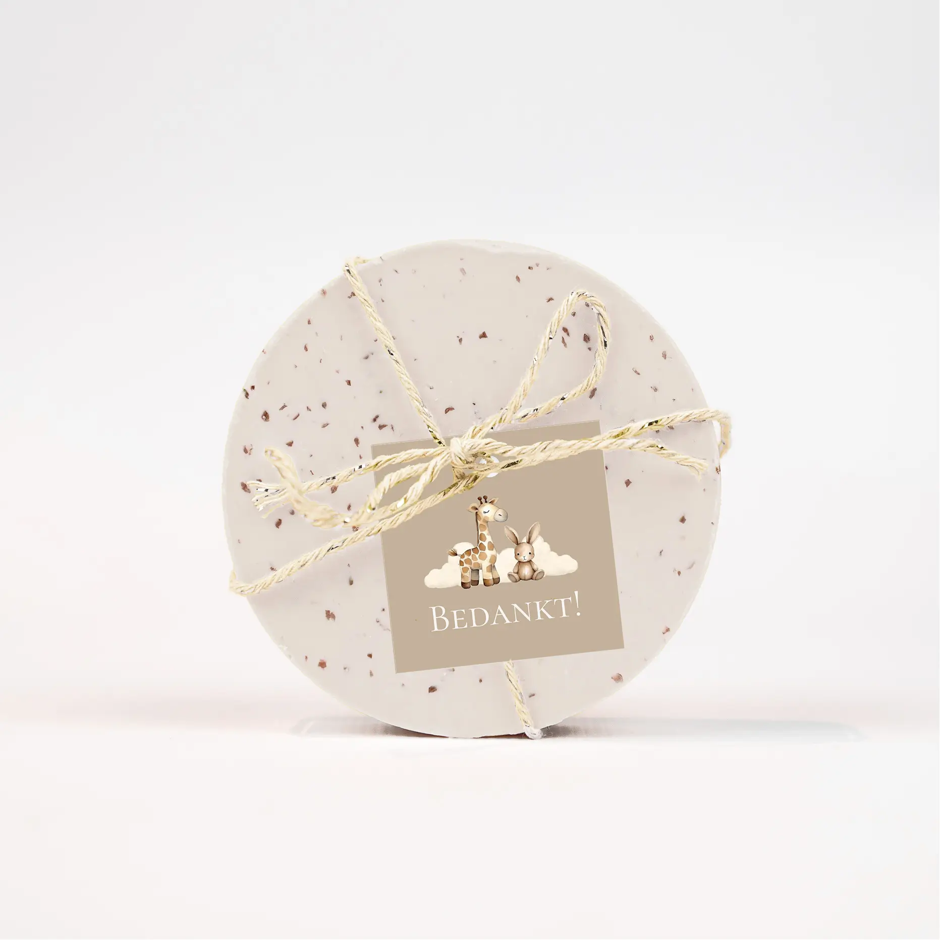 Labeltjes vierkant beige met giraffe en konijntje