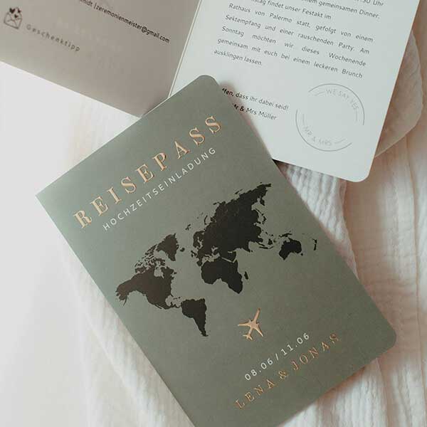Originelle Hochzeitseinladung mit Weltkarte