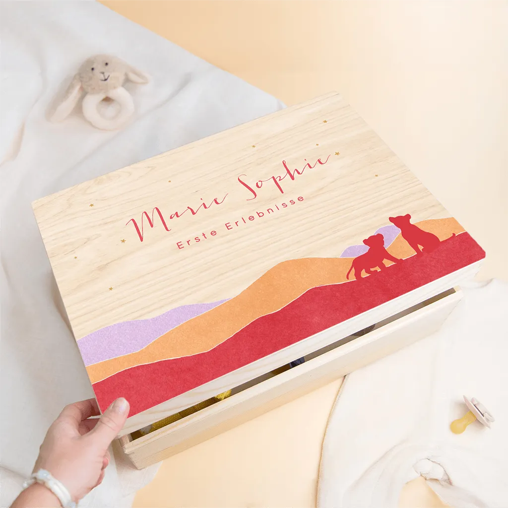 Babybox für die ersten Erinnerungen mit Löwen Babys