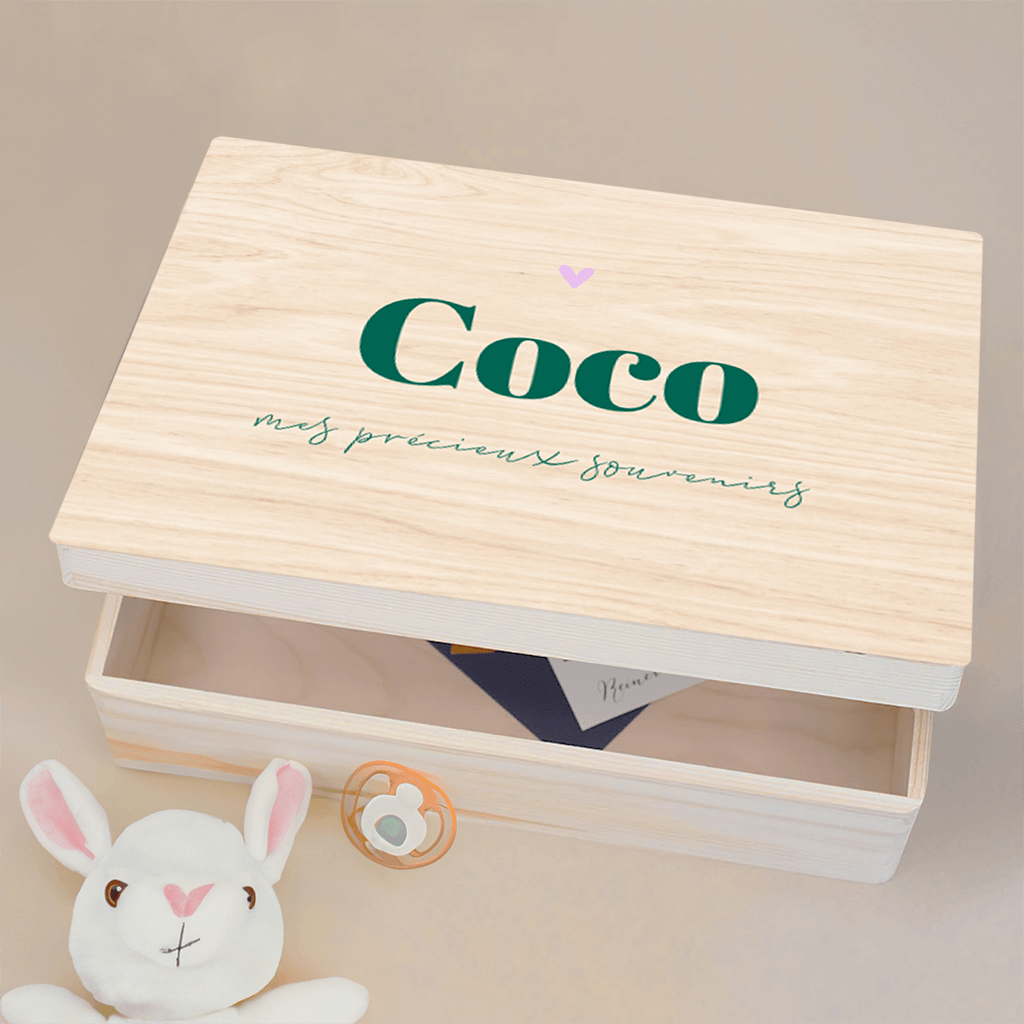 Boîte à souvenirs avec prénom et coeur