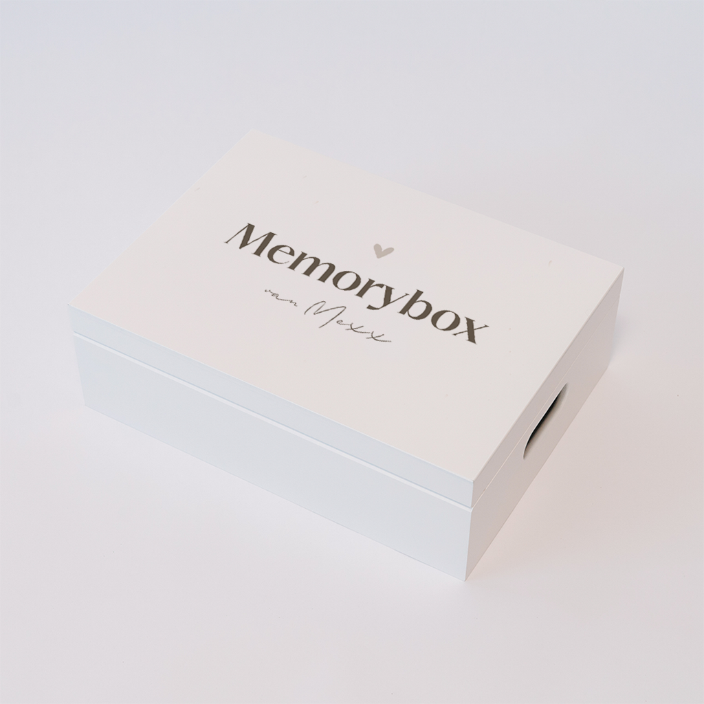 Memorybox met naam en hartje
