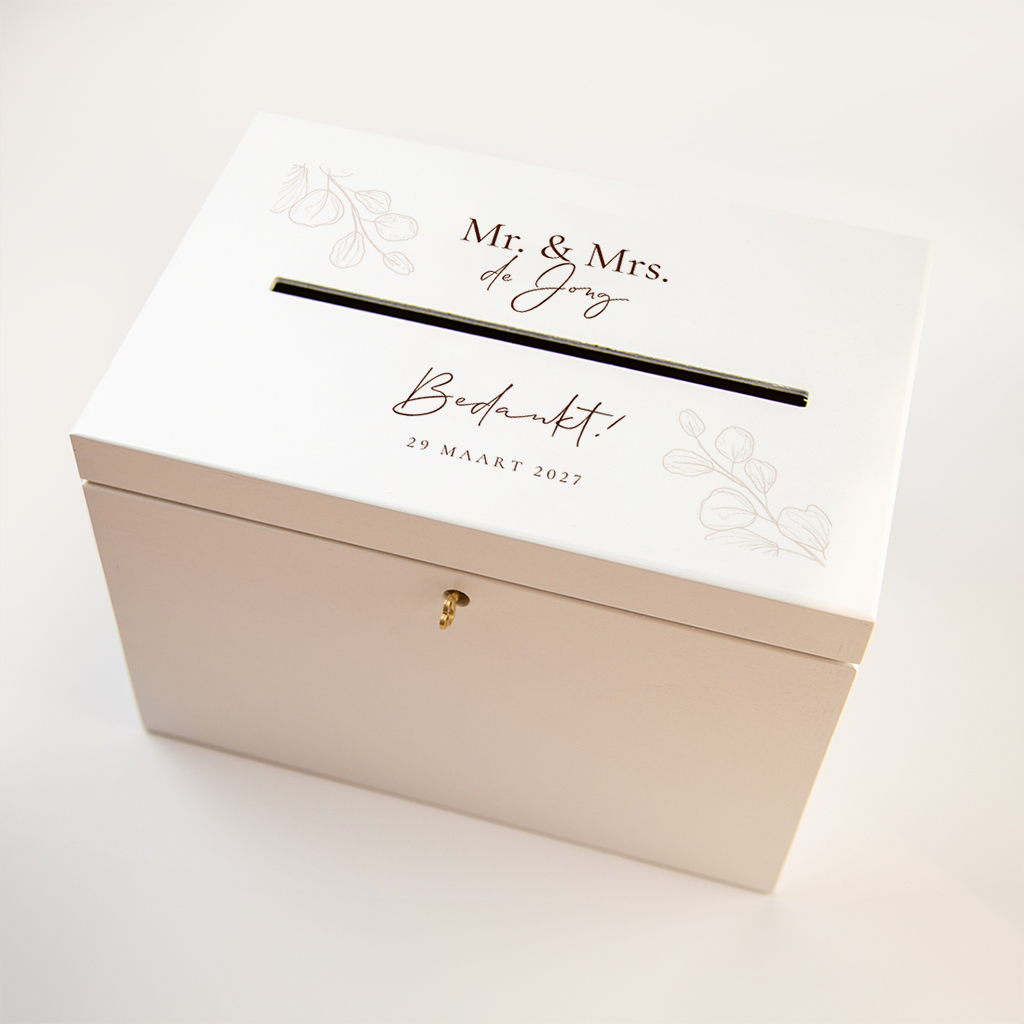 Enveloppenkist bruiloft in neutrale kleuren