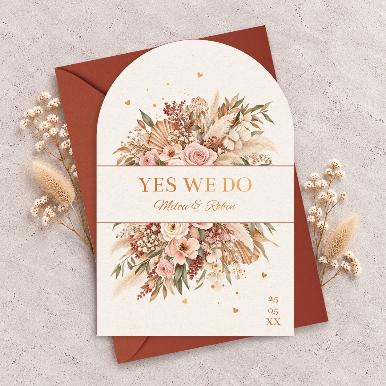Bohemian trouwkaart boogvorm met beige en roze bloemen