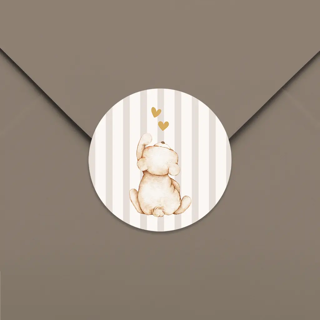 Beige sluitsticker teddybeer op strepen - per 25 stuks