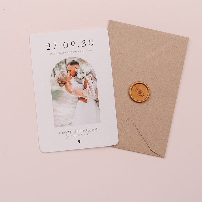 Klassische Dankeskarte Hochzeit mit Foto in Halbbogenform