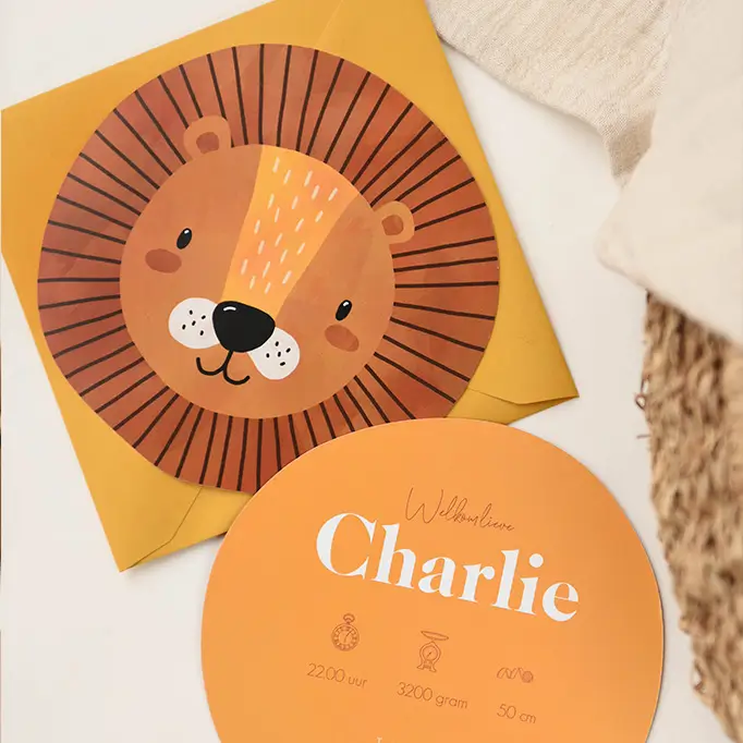 Uniek geboortekaartje in de vorm van een leeuwenhoofd