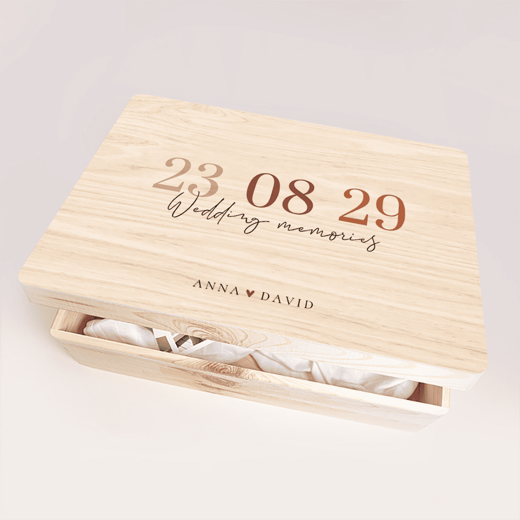 Erinnerungsbox Hochzeit mit großem Datum und Herzchen