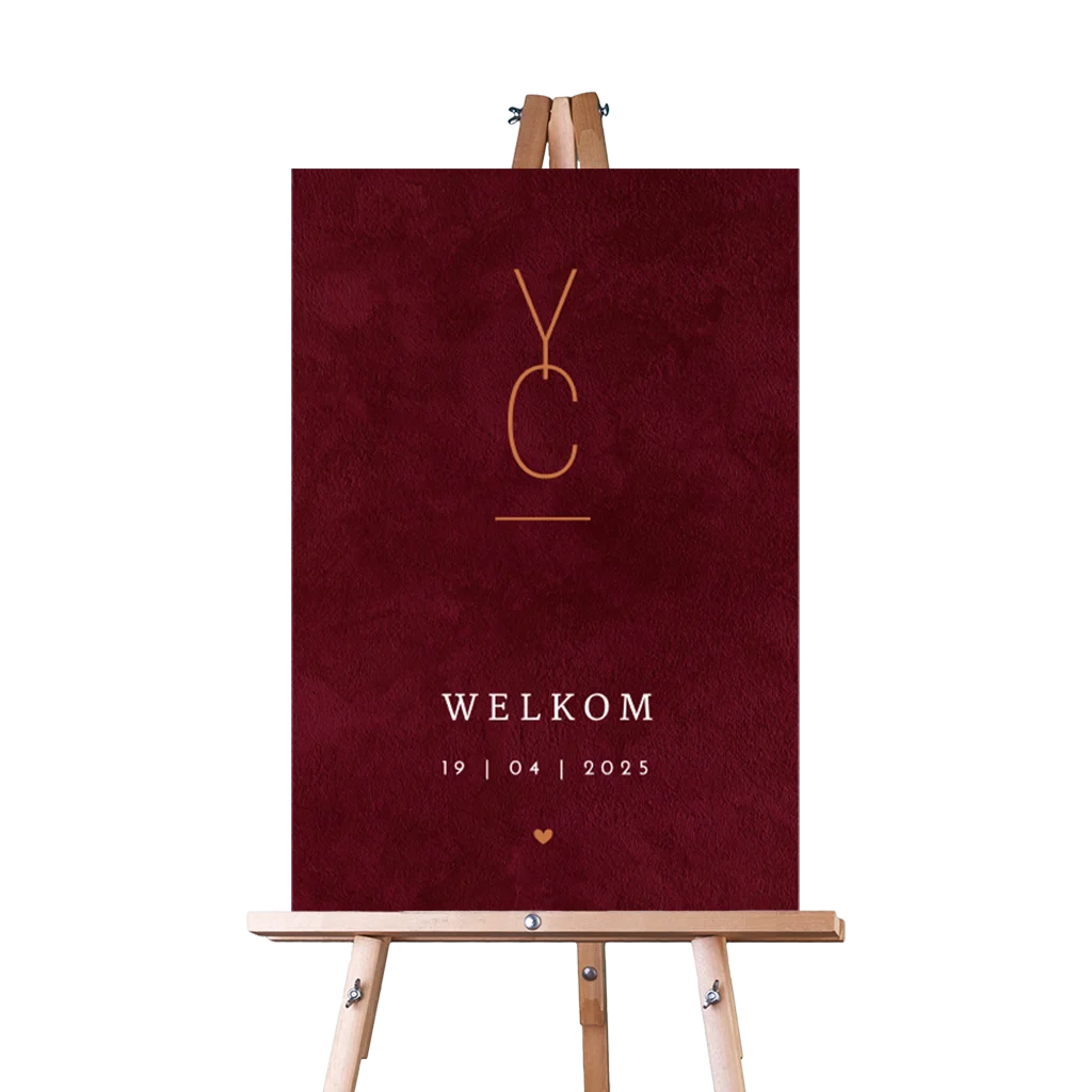 Welkomstbord bruiloft in velvet look met monogram