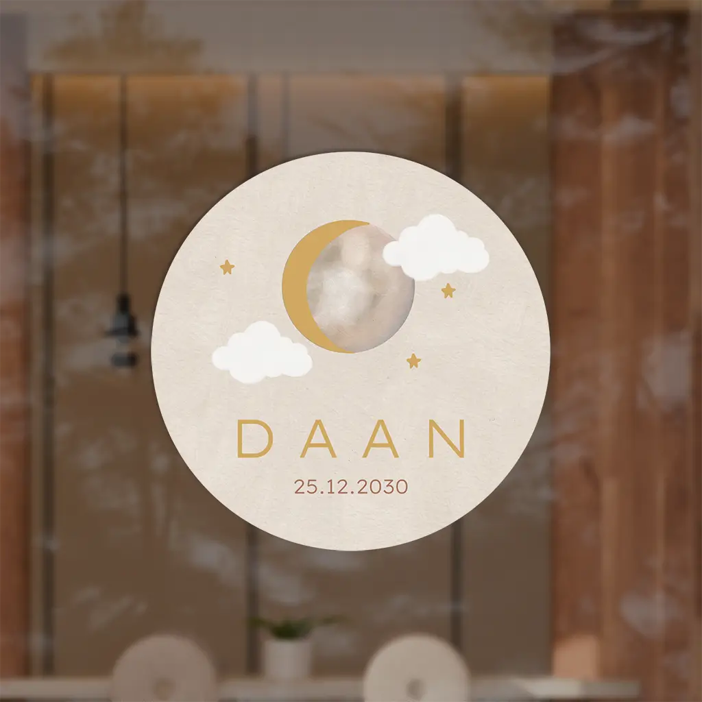 Raamsticker rond beige met maan en wolkjes