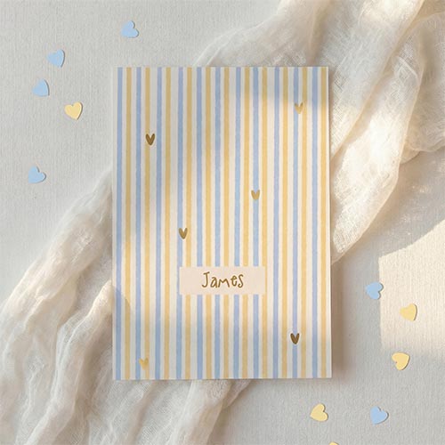 Geboortekaartje jongen gestreept goudfolie hartjes