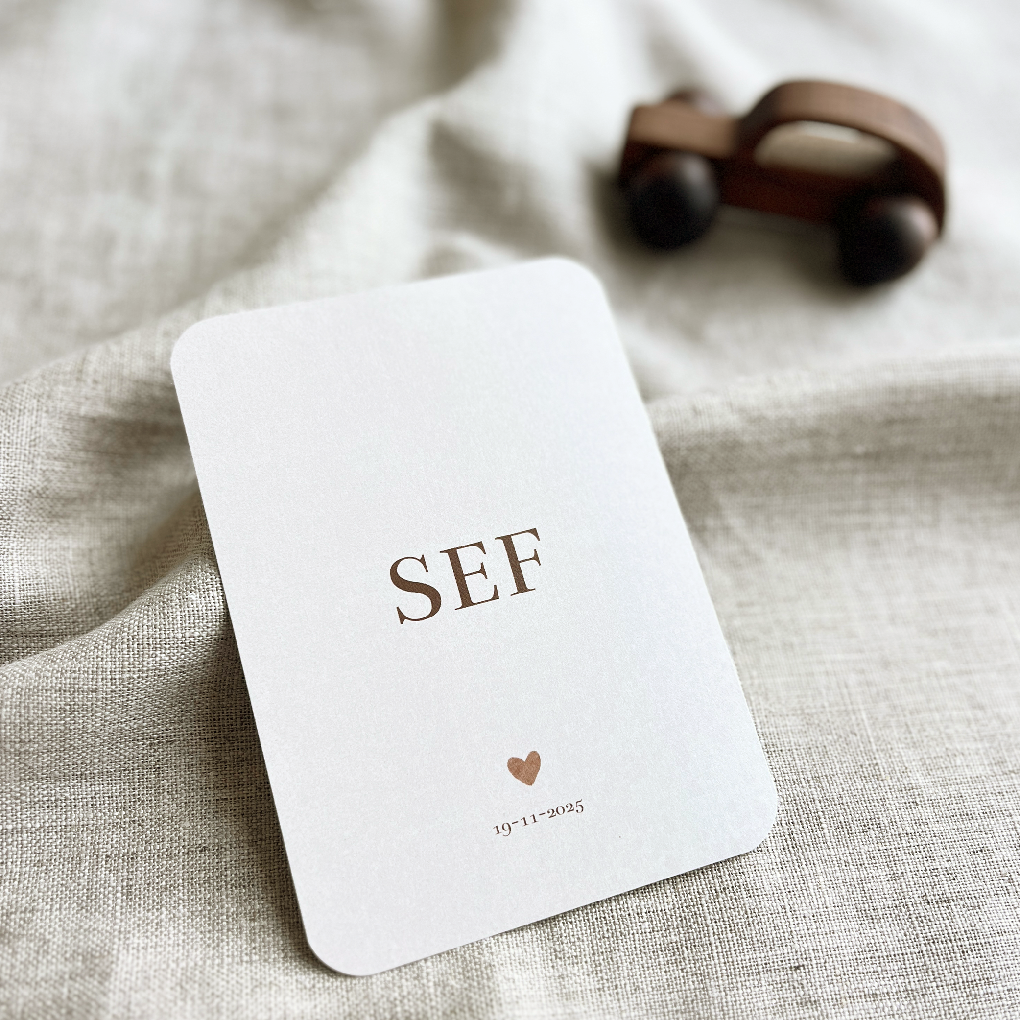 Geboortekaart Jongen Neutraal Hartje Bruin