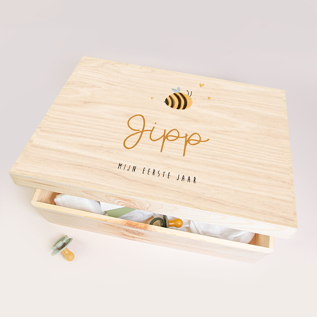 Memorybox baby met bijtje en hartjes