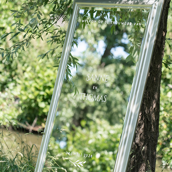 Spiegelsticker bruiloft met takje