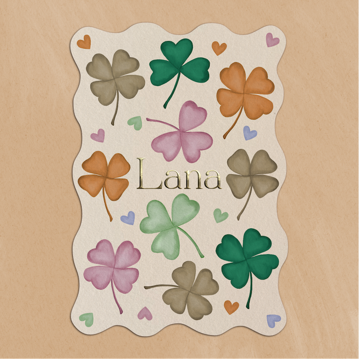 Geboortekaartje in Golvende Vorm met Klavertjes Hartjes