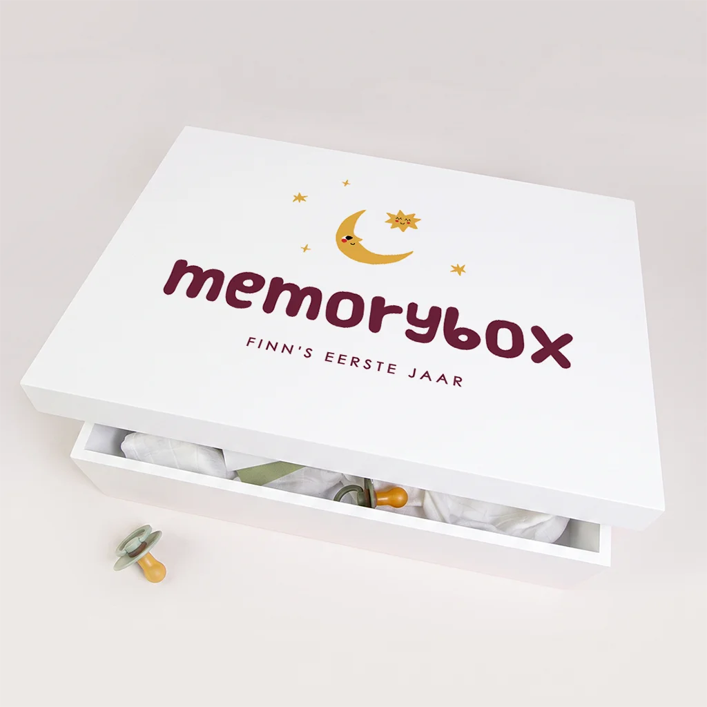 Memorybox met zon, maan en sterretjes