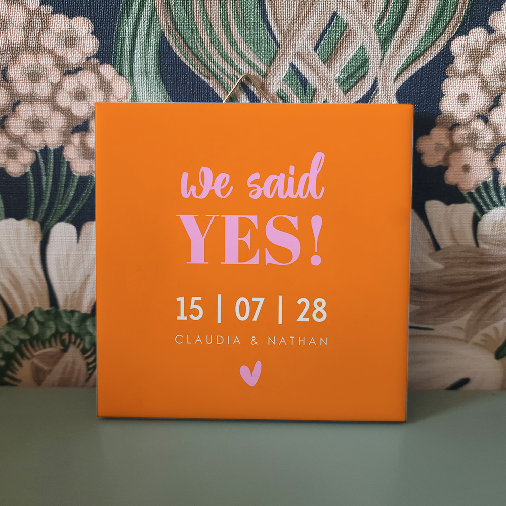 Tegeltje bruiloft oranje roze eigen tekst