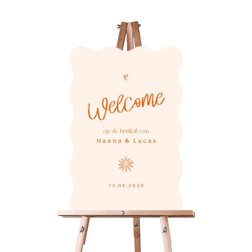 Welkomstbord in originele vorm voor zomer Italiaanse bruiloft