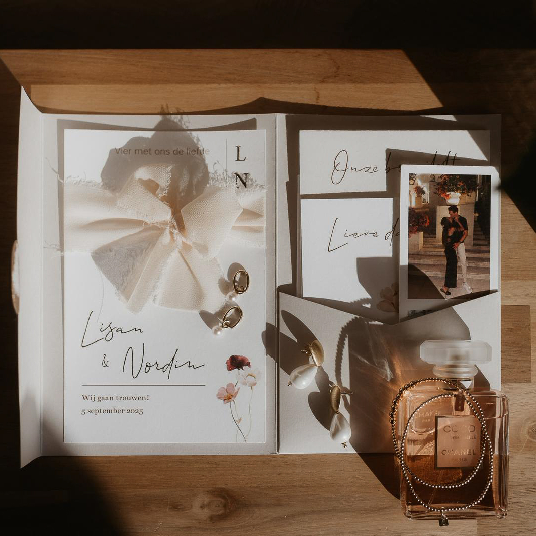 Pocketfold set langwerpig wit beige bruin bloem