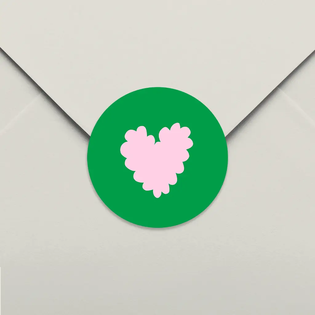 Sluitsticker groen met roze hartje - per 25 stuks
