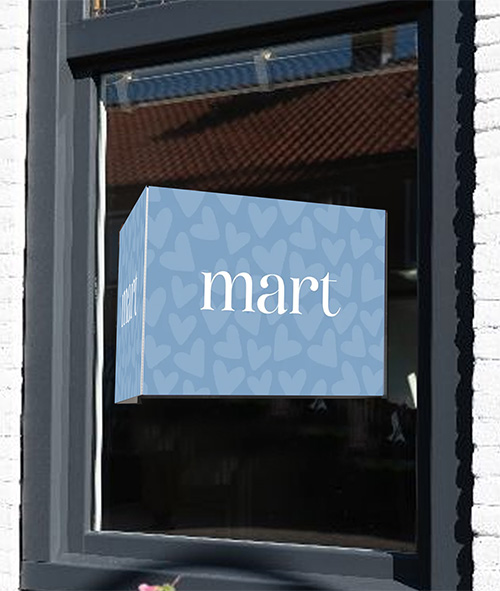 Blauw raambord met hartjes