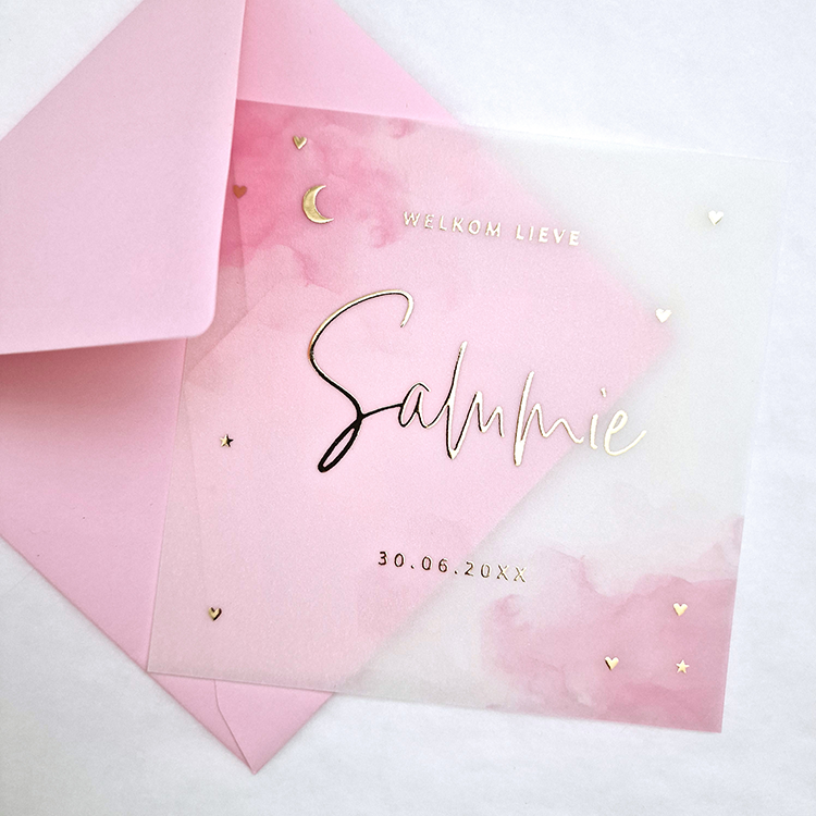 Deel 1 - kalkpapier voorkant geboortekaartje roze waterverf goudfolie