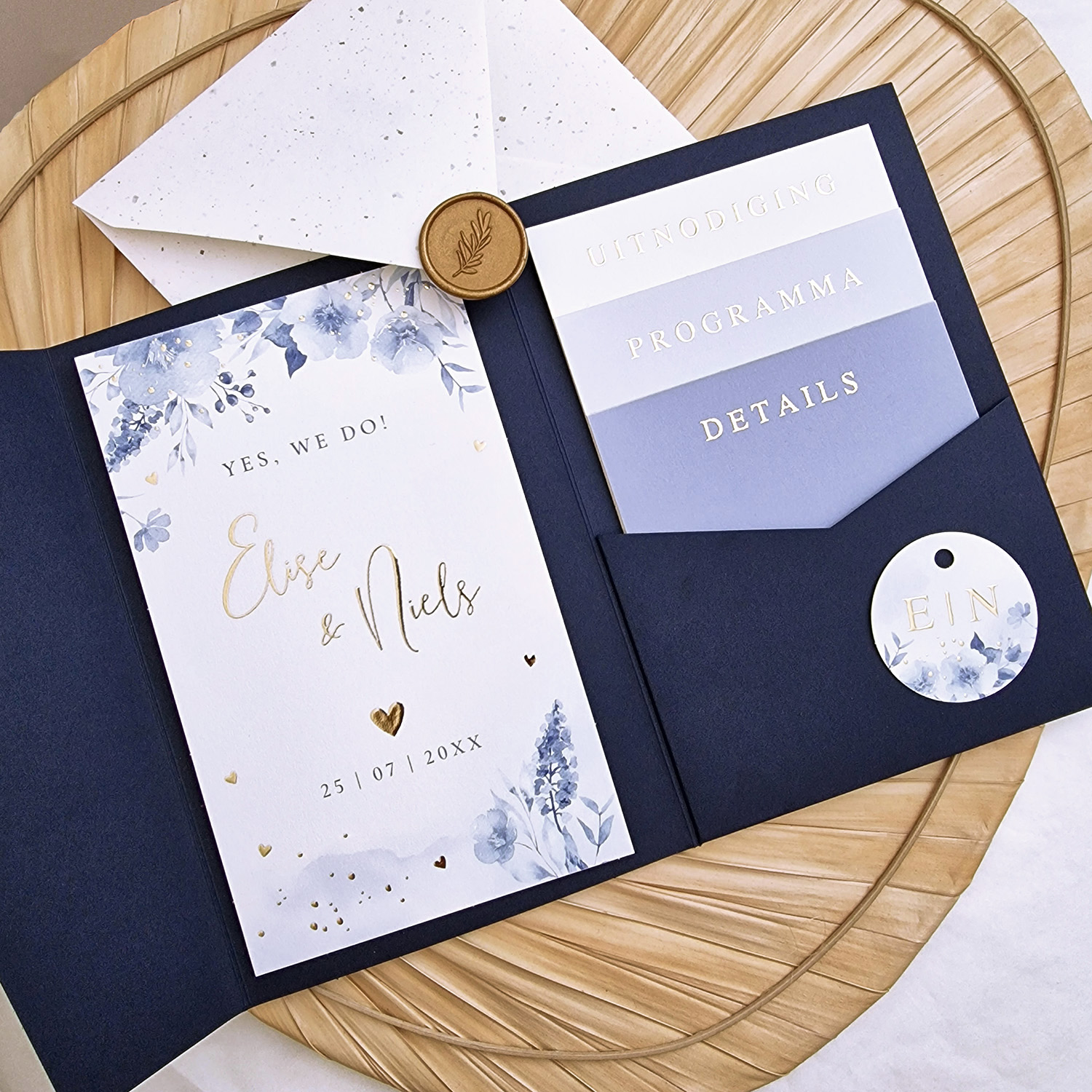 Pocketfold trouwkaart bloemen blauw goudfolie meerdere kaartjes