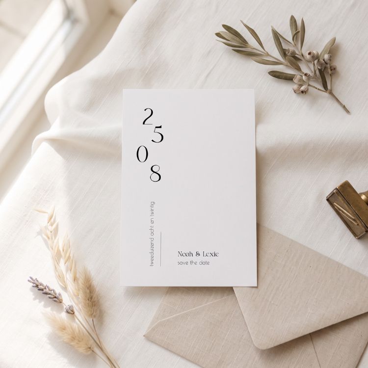 Moderne Save the Date zwart wit