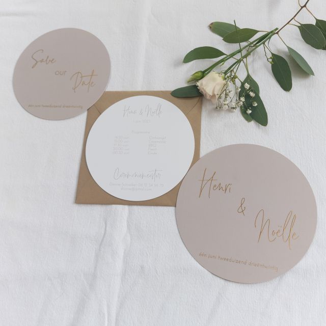 Trouw huisstijl rond beige goudfolie