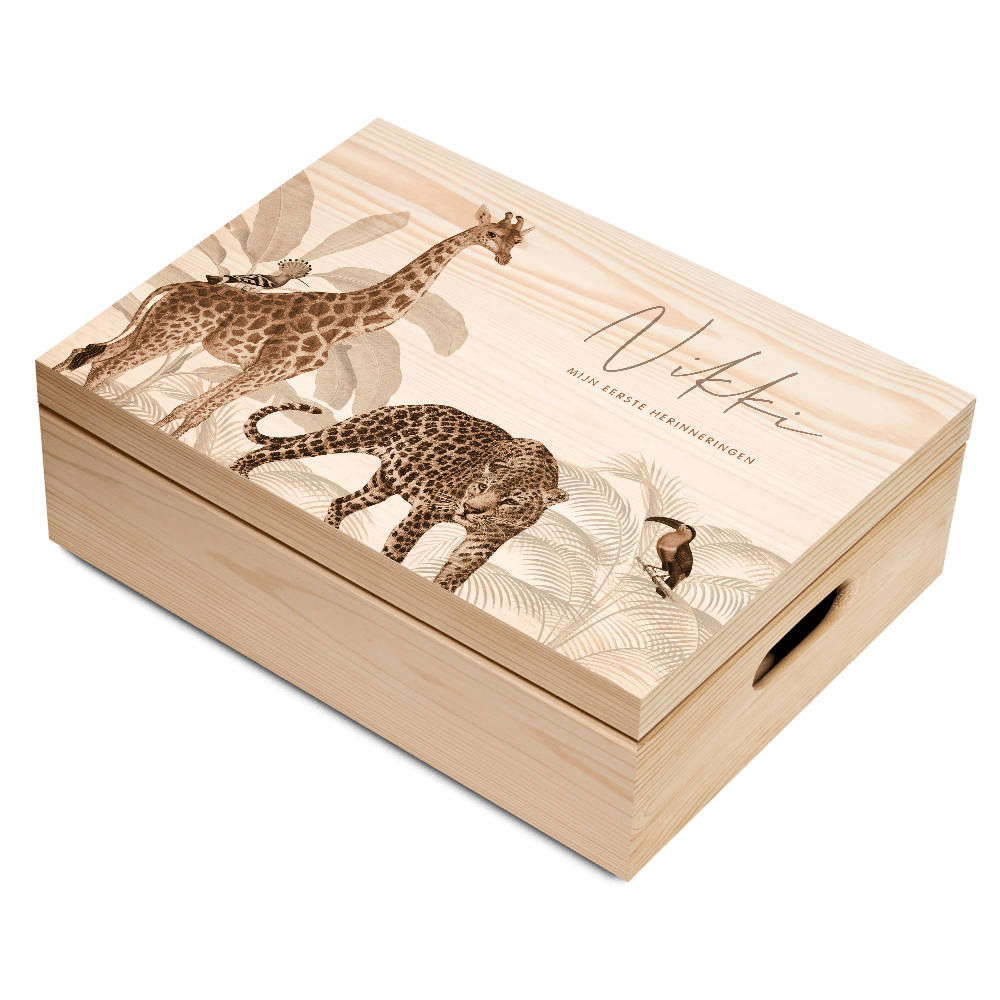 Jungle memory geboorte box van hout met giraffe en panter