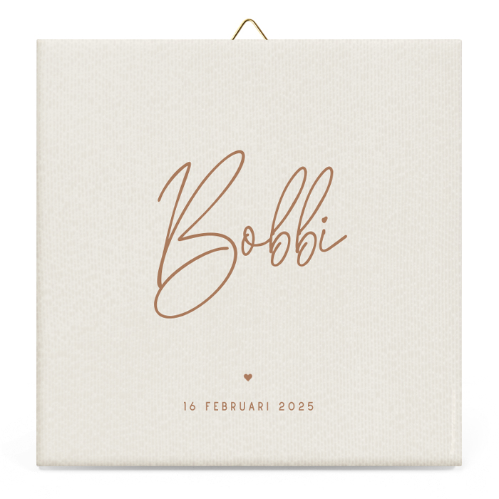 Neutraal geboortetegeltje met naam, geboortedatum en hartje
