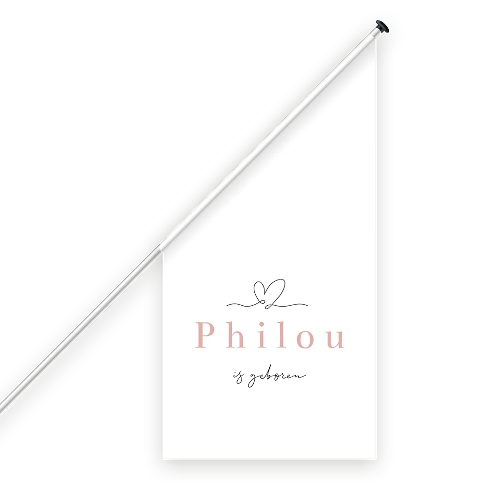 Minimalistische geboortevlag voor meisje met hartje