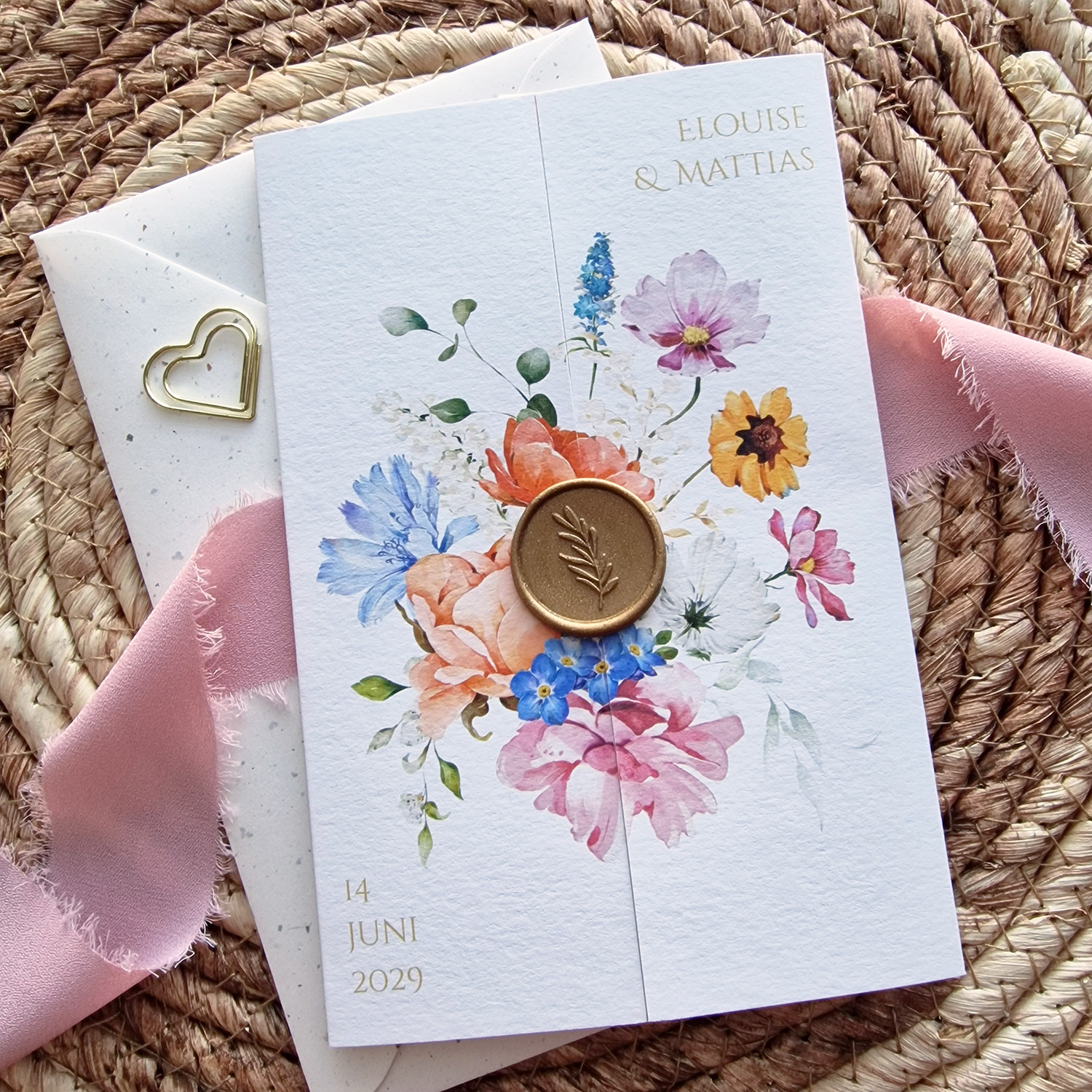 Romantische drieluik trouwkaart met kleurrijke bloemen Bright Flowers