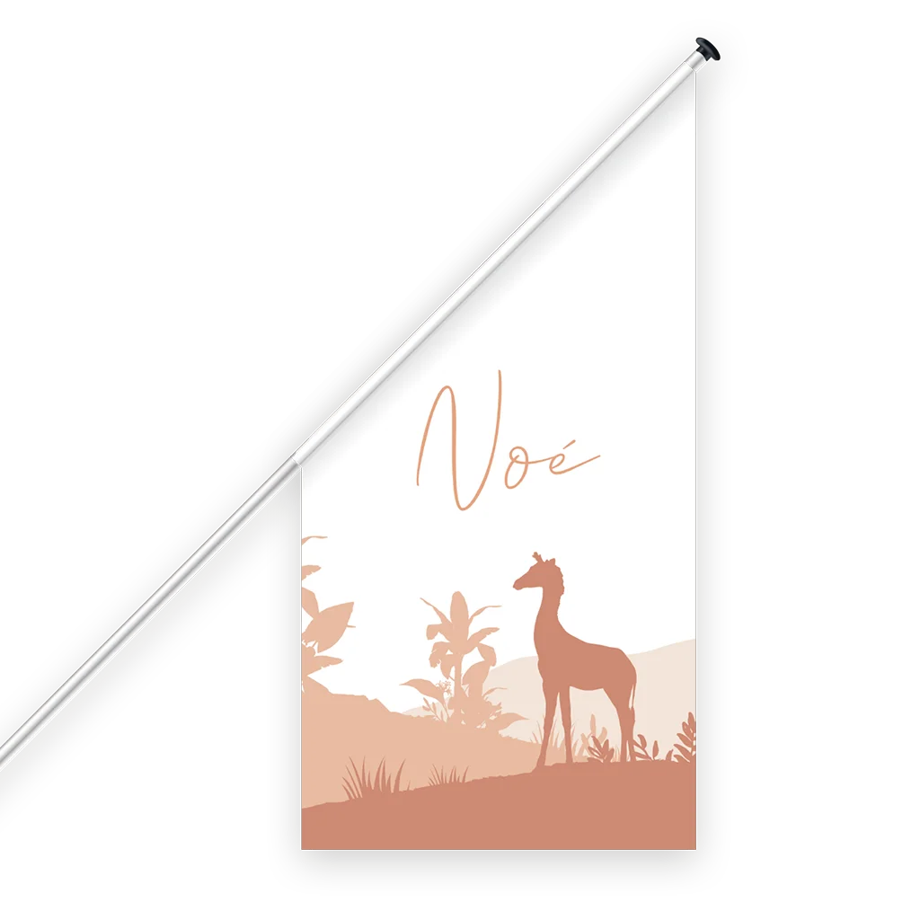 Geboortevlag voor dochter met avontuurlijk girafje