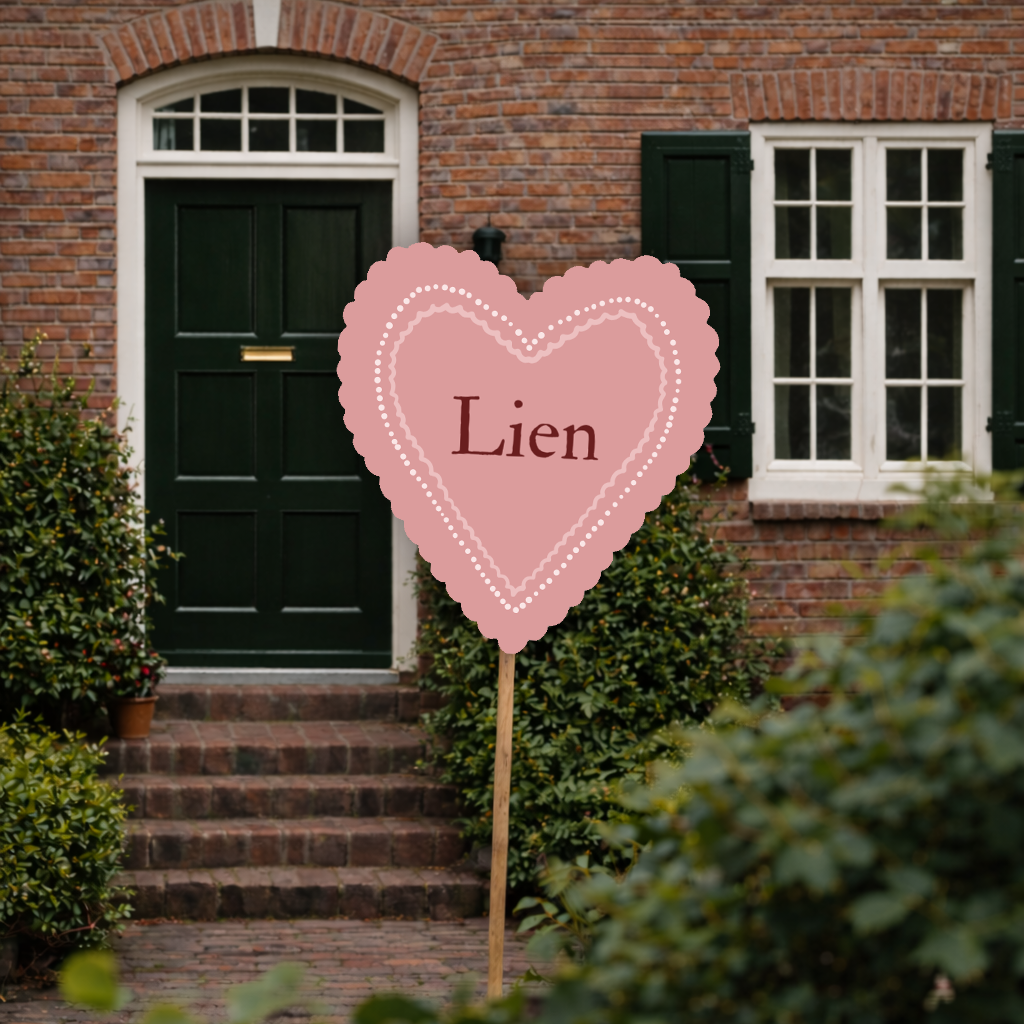 Tuinbord hartje met kartelrand – Lief geboortebord tuin