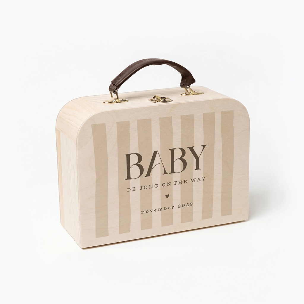 Koffertje zwangerschapsaankondiging met hartje