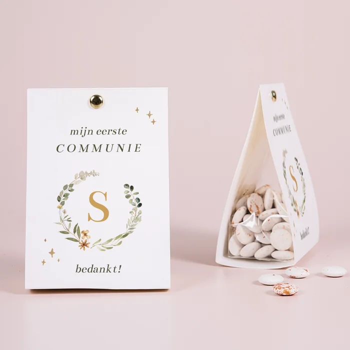 Snoepzakje met krans en initiaal