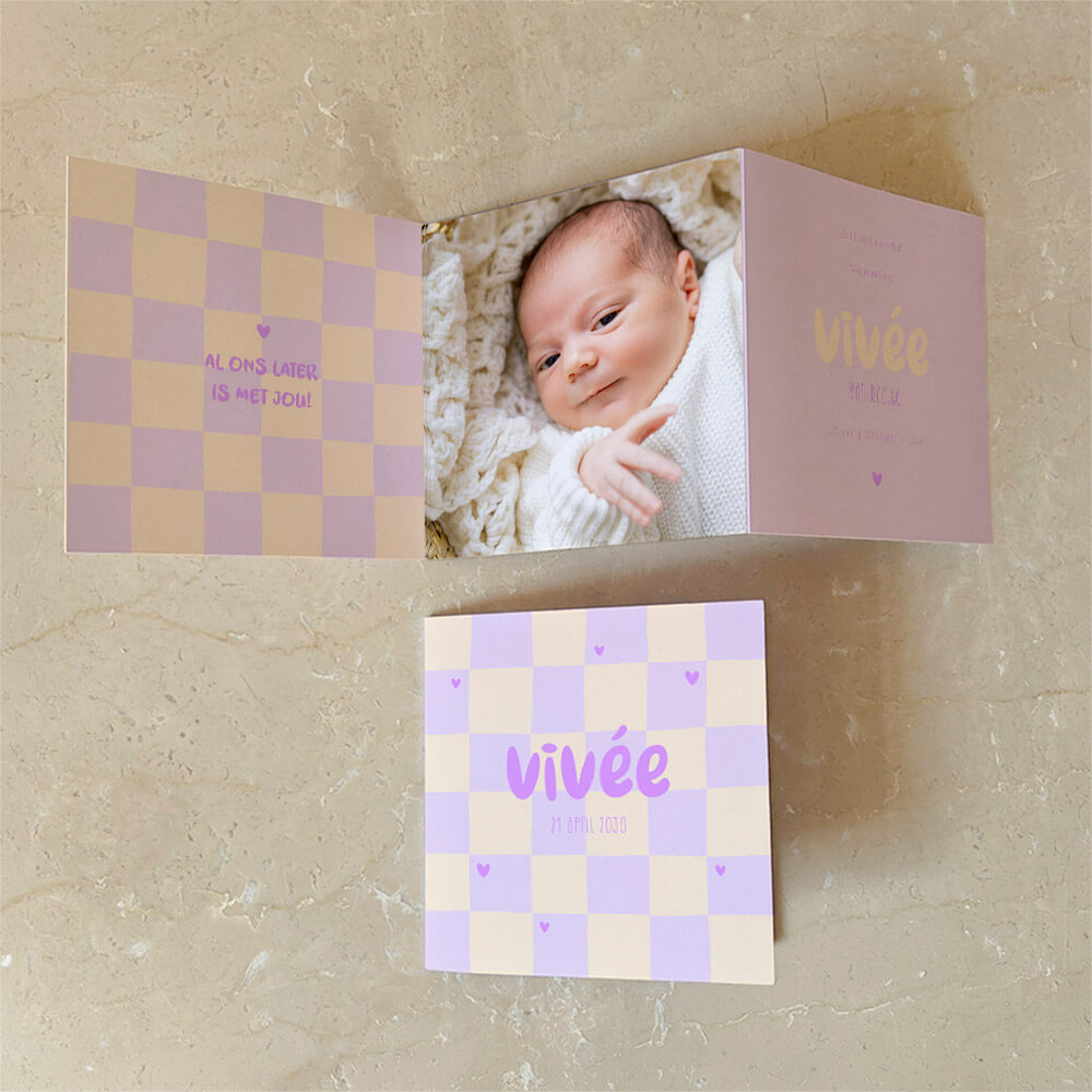 Zigzag geboortekaartje meisje met gekleurde blokken en foto