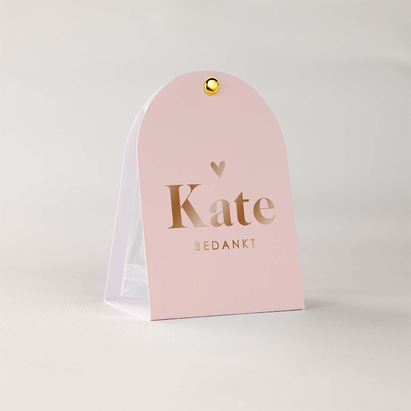 Vrolijk doopsuiker snoepzakje met naam en hartjes hoogglans