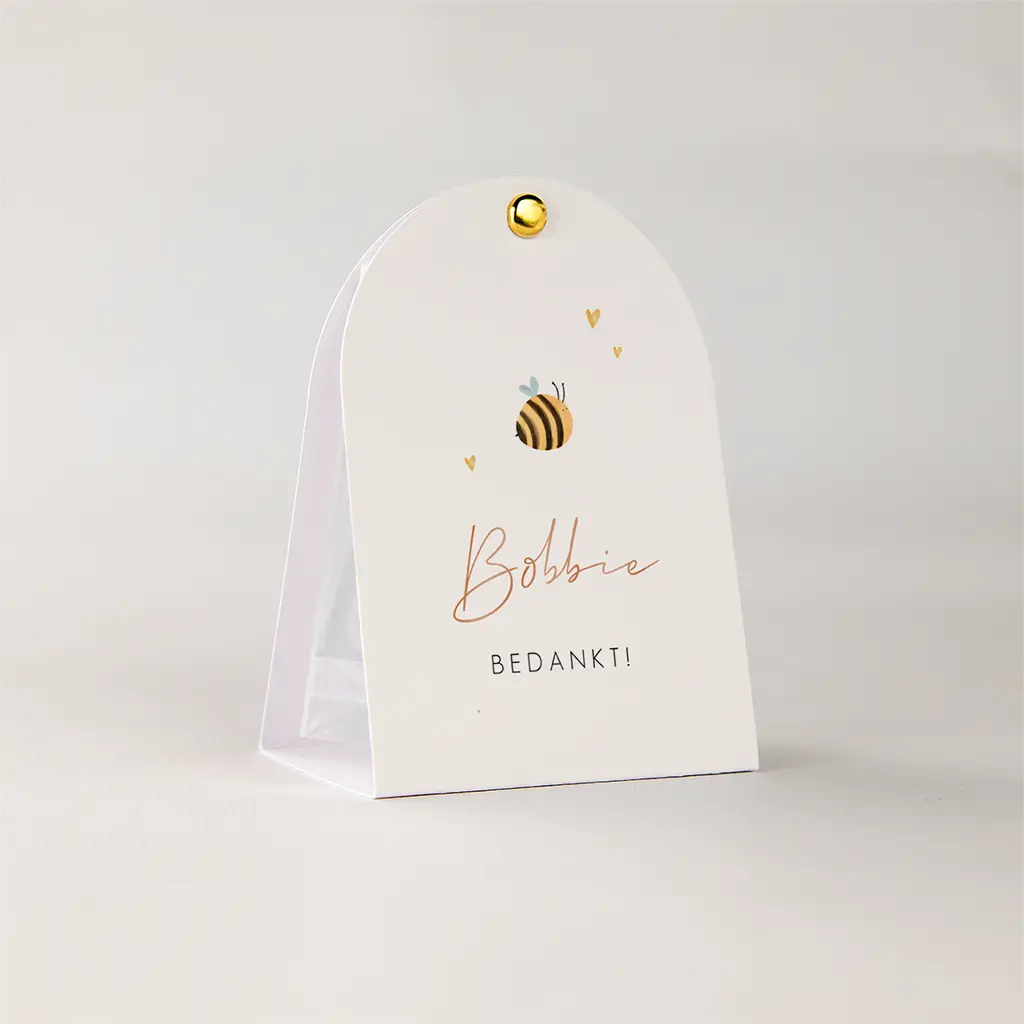 Vrolijk doopsuiker snoepzakje met bij en hartjes hoogglans