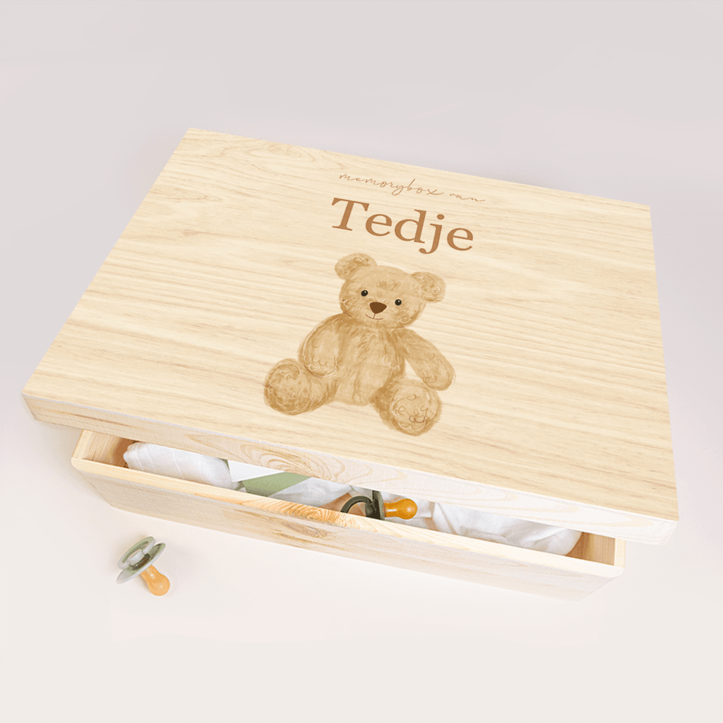 Memorybox met teddybeertje in neutrale tinten